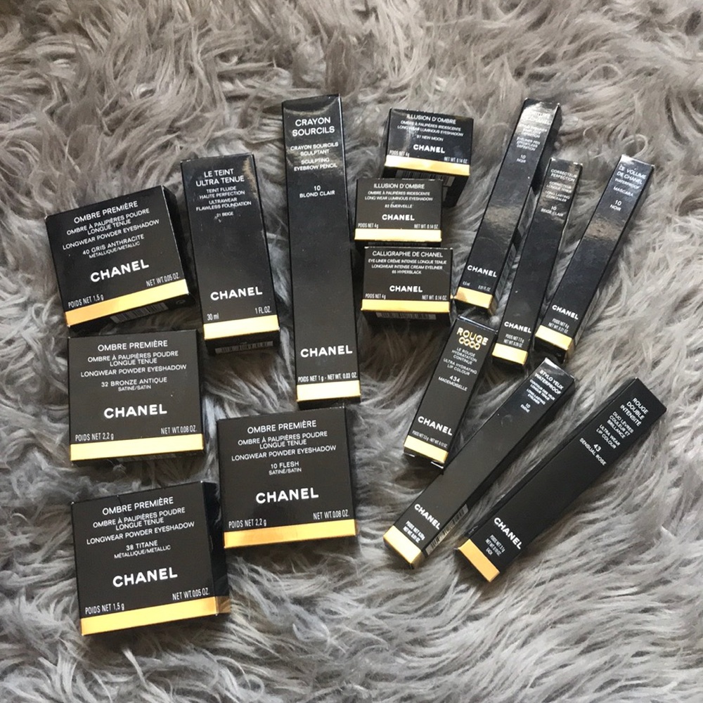 13 EMPTY 💯% AUTHENTIC Chanel makeup boxes